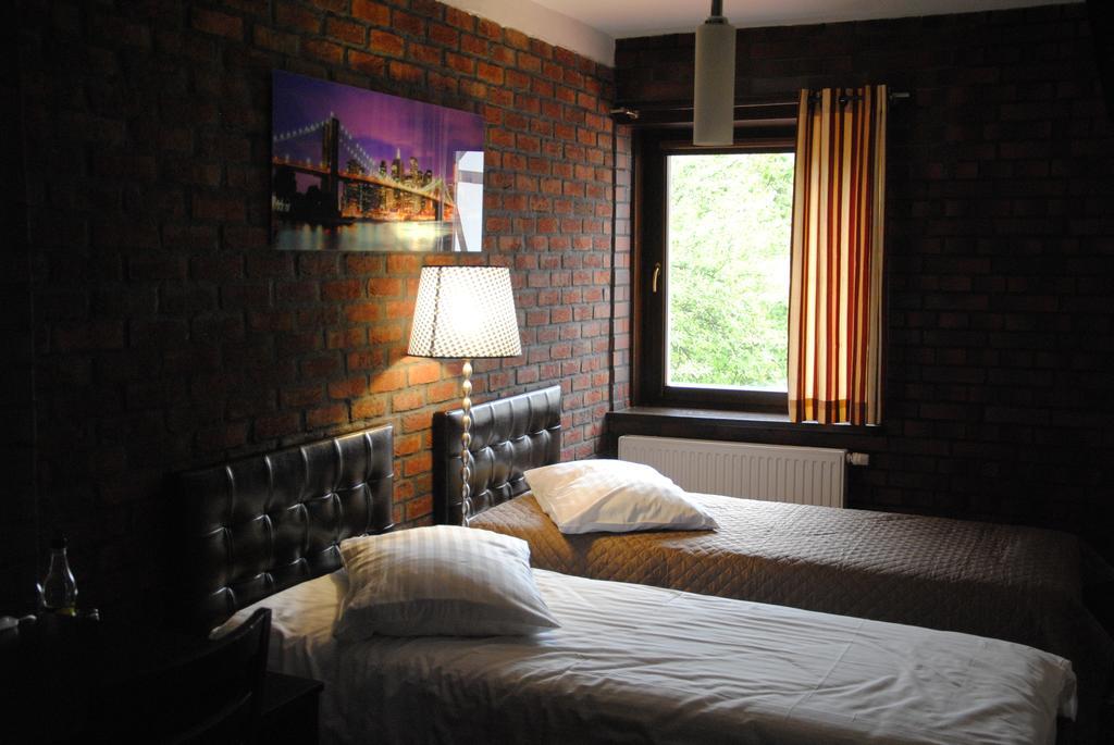 Amadeus Hotel Zielona Gora Cameră foto